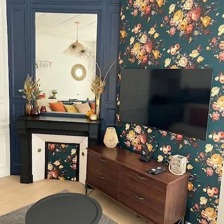 Le Saint-maur Apartment *
